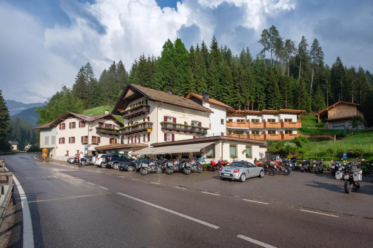 Gasthof Loewen Нова Леванте Екстериор снимка